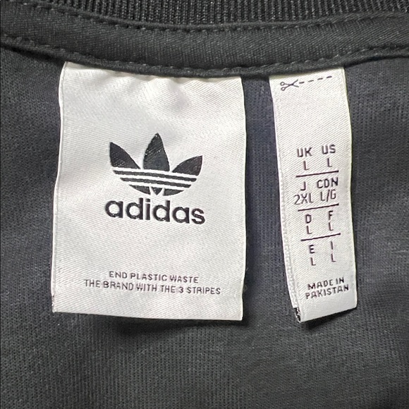 🎬Adidas Men's Black Bomber Jacket - Picture 10 of 10